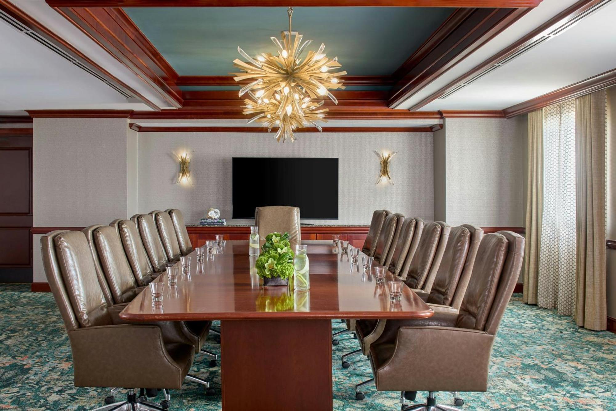 Marriott Shoals Hotel & Spa Флоренс Экстерьер фото